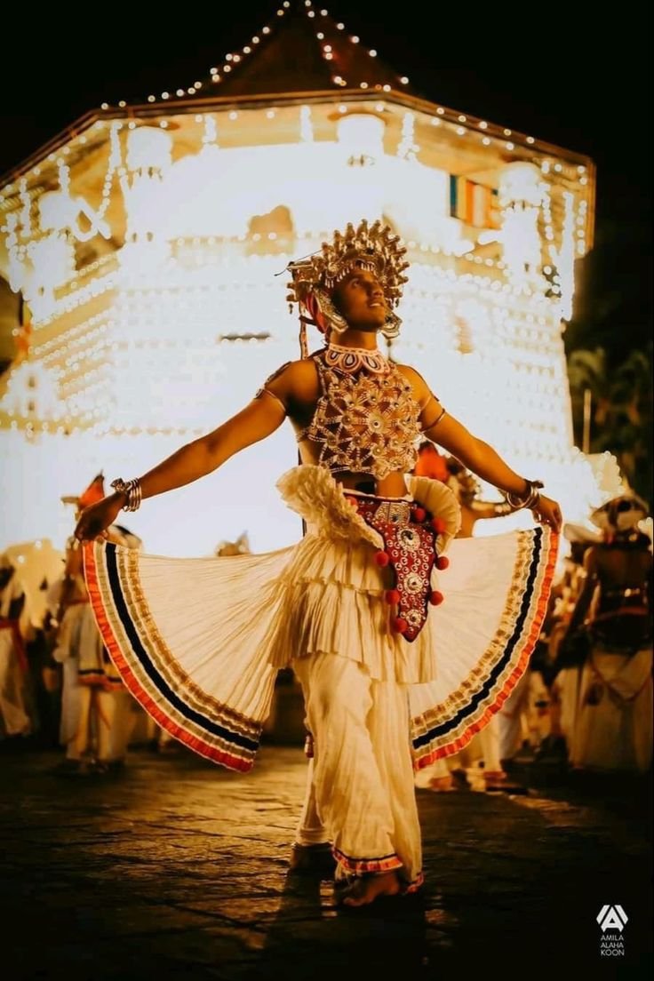 Kandy Esala Perahera